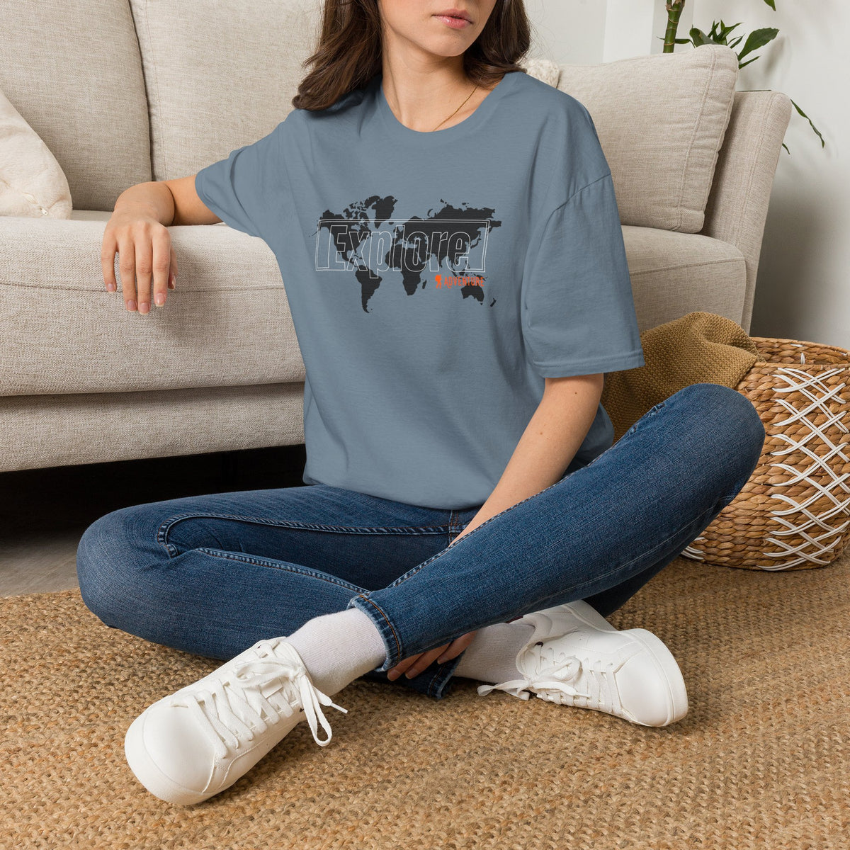 Explore World Map Adventure Graphic Tee: Urban Street Style & Travel T-Shirt