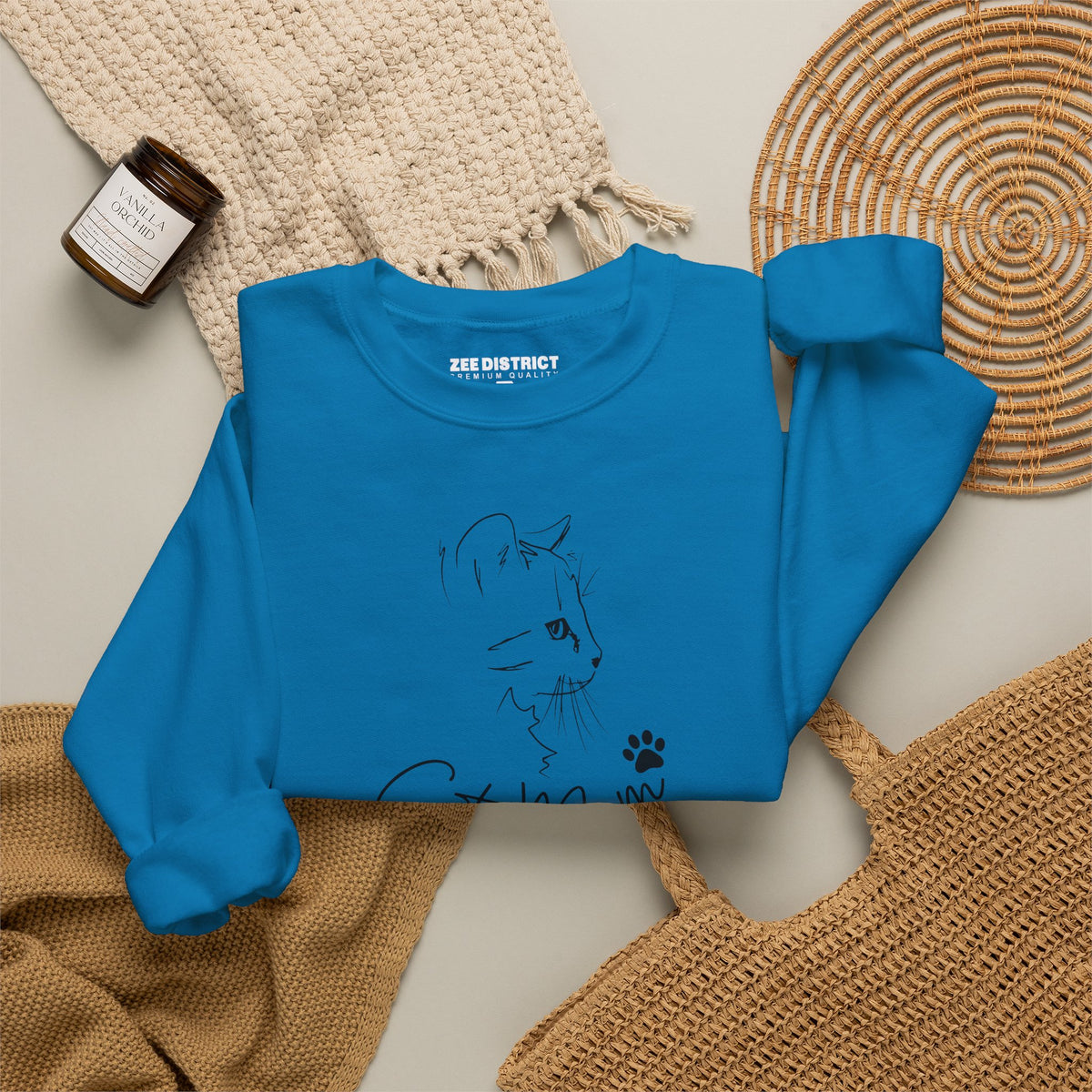 Cat Mom Line Art Minimalist Graphic Sweatshirt | Cute Feline Lover Pullover