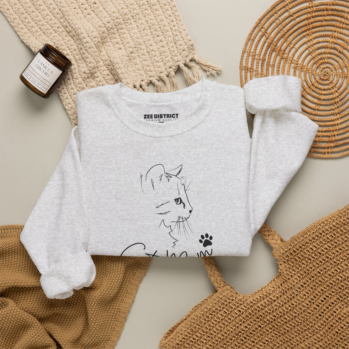 Cat Mom Line Art Minimalist Graphic Sweatshirt | Cute Feline Lover Pullover
