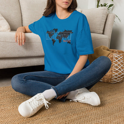 Explore World Map Adventure Graphic Tee: Urban Street Style & Travel T-Shirt